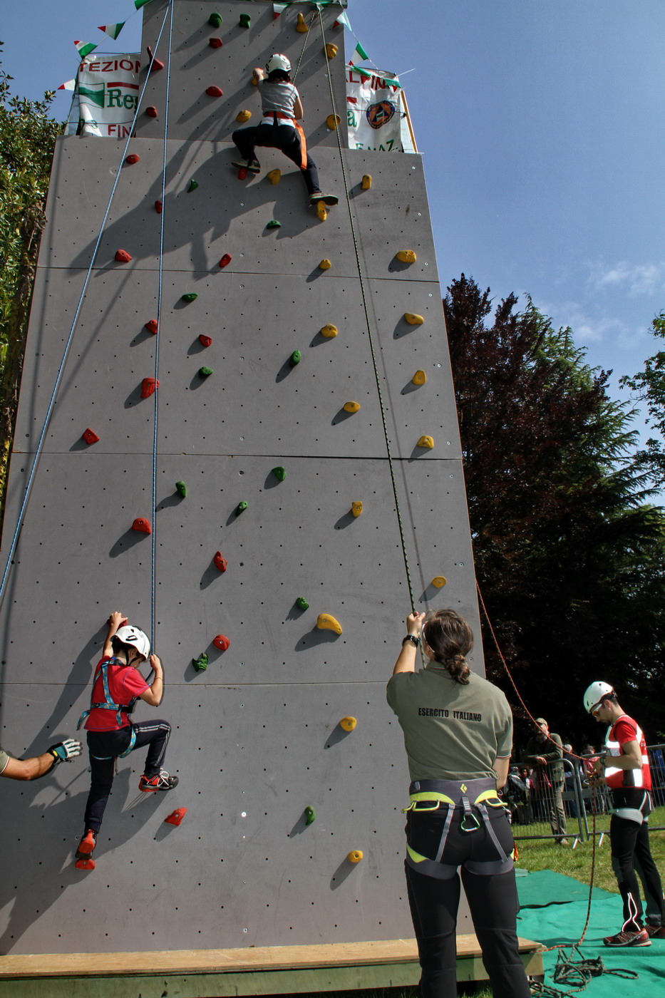 il muro di arrampicata.jpg